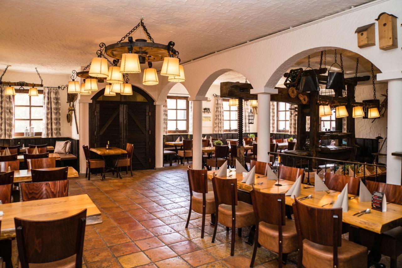 Hotel Johannes-Zeche Illmitz Exterior foto